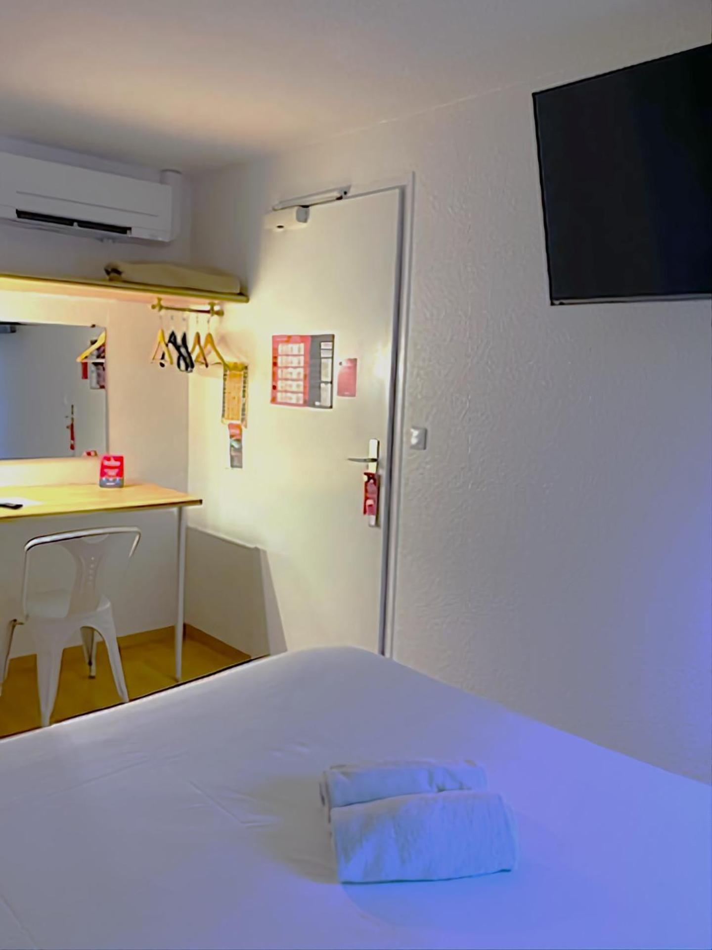 Hotel Fasthotel 2*
